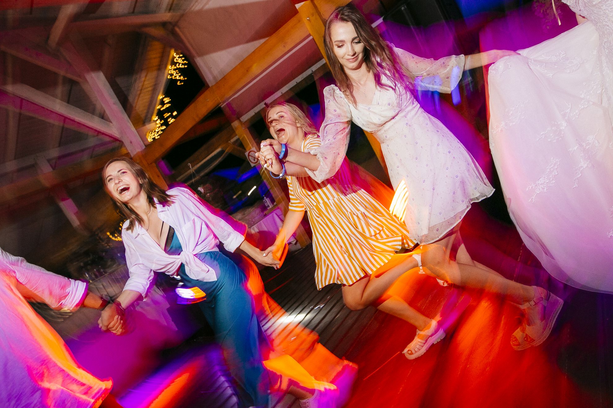 Ведущий на выпускной Кипр